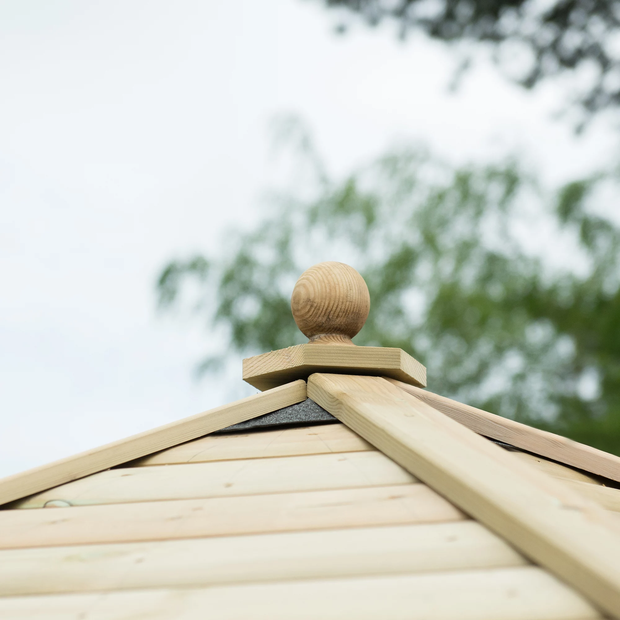 Forest Garden Premium Octagonal Gazebo, (W)5.27m (D)3.78m 6 Forest Garden Premium Octagonal Gazebo, (W)5.27m (D)3.78m - Image 4