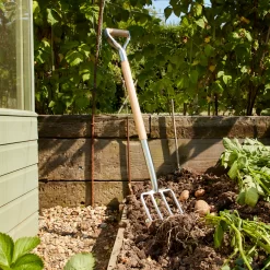 GoodHome Durum Hand Fork (W)295mm -Gardens and Outdoor Stores goodhome durum hand fork w 295mm3663602548744 03bq