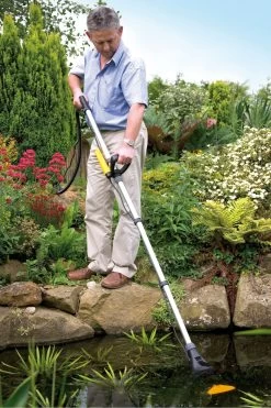 Hozelock 1752 0000 Corded Metal & Plastic Swimming Pool Vacuum Cleaners -Gardens and Outdoor Stores hozelock 1752 0000 corded metal plastic swimming pool vacuum cleaners5010646048590 01i bq