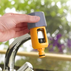 Hozelock Hose Pipe Connector -Gardens and Outdoor Stores hozelock hose pipe connector5010646008532 01i bq