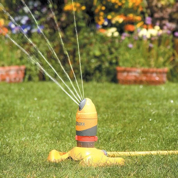 Hozelock Pro Oscillating Rotary Sprinkler 6 Hozelock Pro Oscillating Rotary Sprinkler - Image 4
