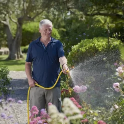 Hozelock Superhoze Flexible Yellow Expanding Hose Pipe (L)15m -Gardens and Outdoor Stores hozelock superhoze flexible yellow expanding hose pipe l 15m5010646061254 08i bq