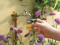 Hozelock Tap Connector 18mm -Gardens and Outdoor Stores hozelock tap connector 18mm5010646005067 01i