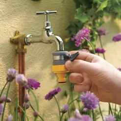 Hozelock Tap Connector 18mm -Gardens and Outdoor Stores hozelock tap connector 18mm5010646005067 01i bq