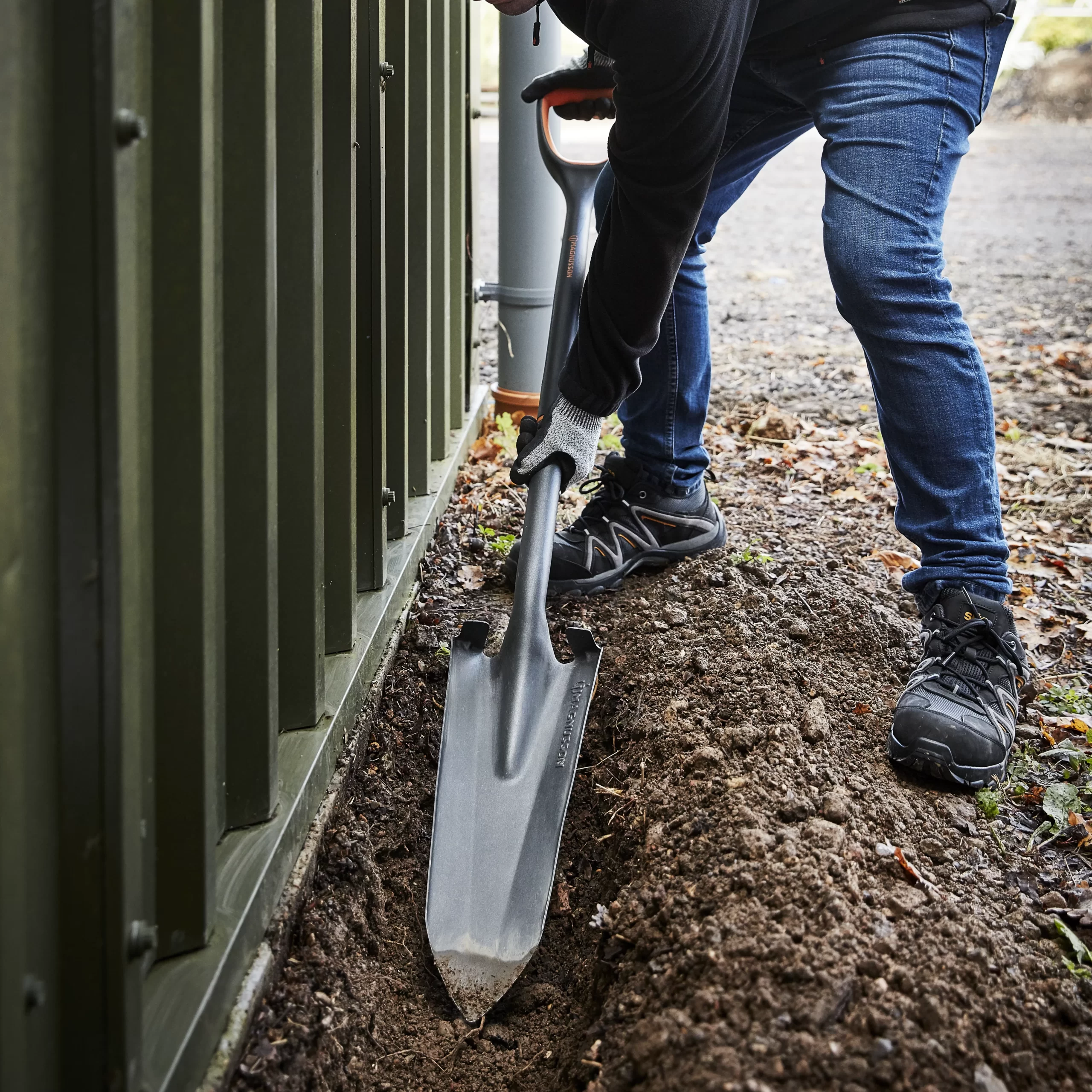 Magnusson Pointed D Handle Drain Shovel 8 Magnusson Pointed D Handle Drain Shovel - Image 6