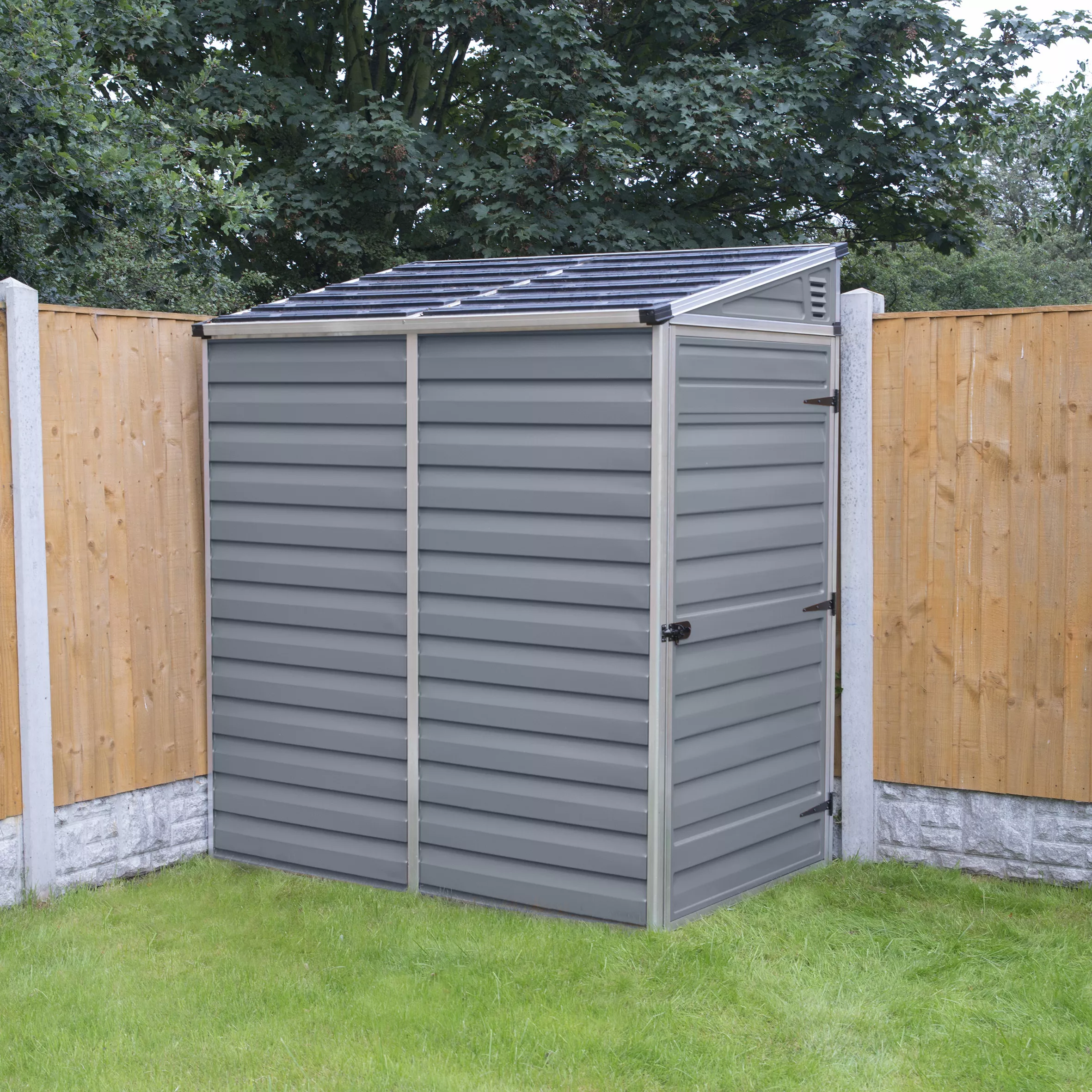 Palram - Canopia Skylight 4x6 Pent Dark Grey Plastic Shed With Floor 5 Palram - Canopia Skylight 4x6 Pent Dark Grey Plastic Shed With Floor - Image 3