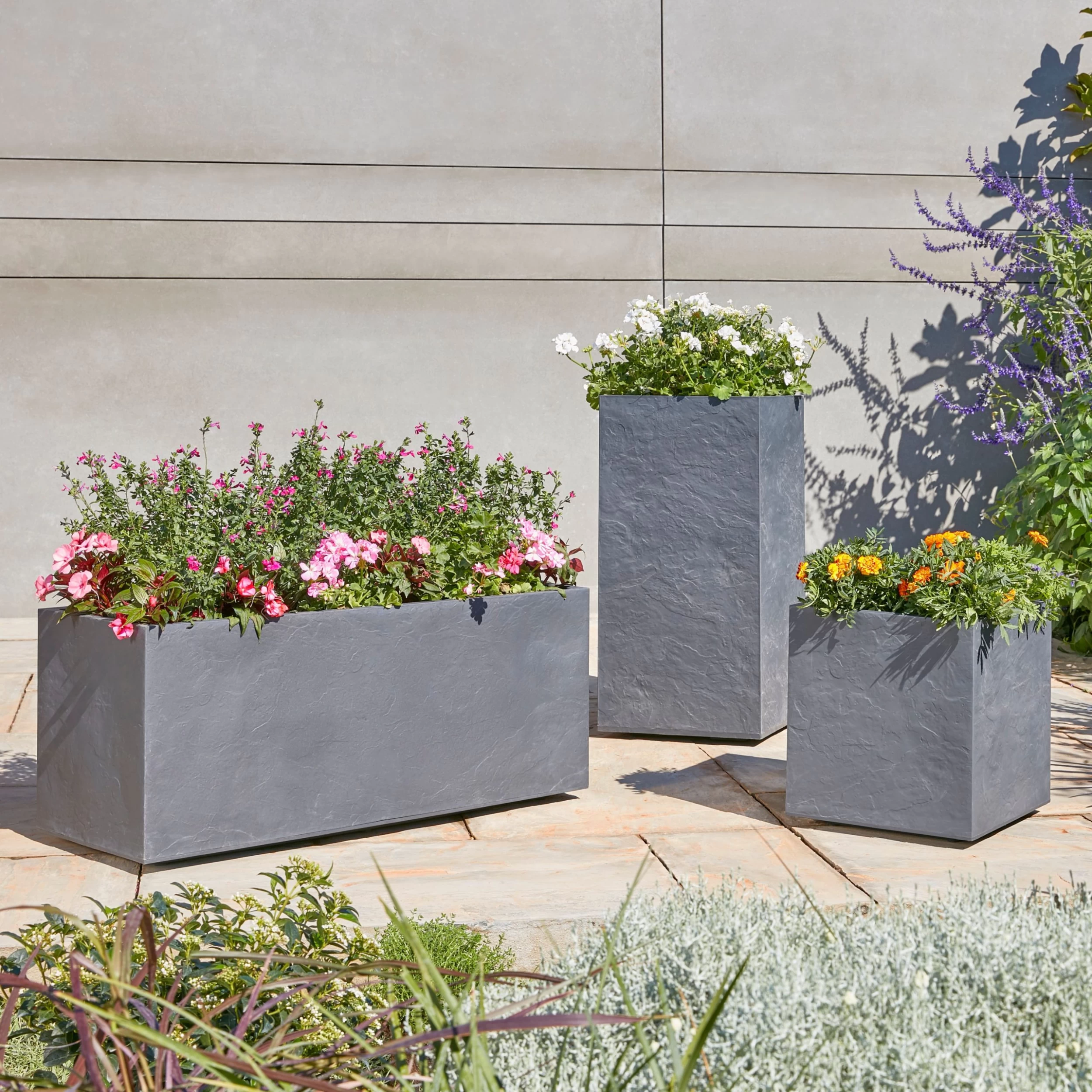 Verve Durdica Dark Grey Plastic Rectangular Trough 5 Verve Durdica Dark Grey Plastic Rectangular Trough - Image 3